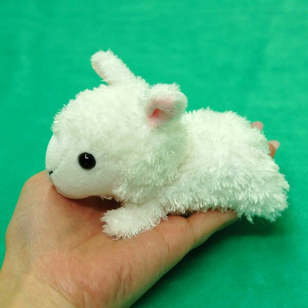11cmの「Little Beans」アルパカの別画像