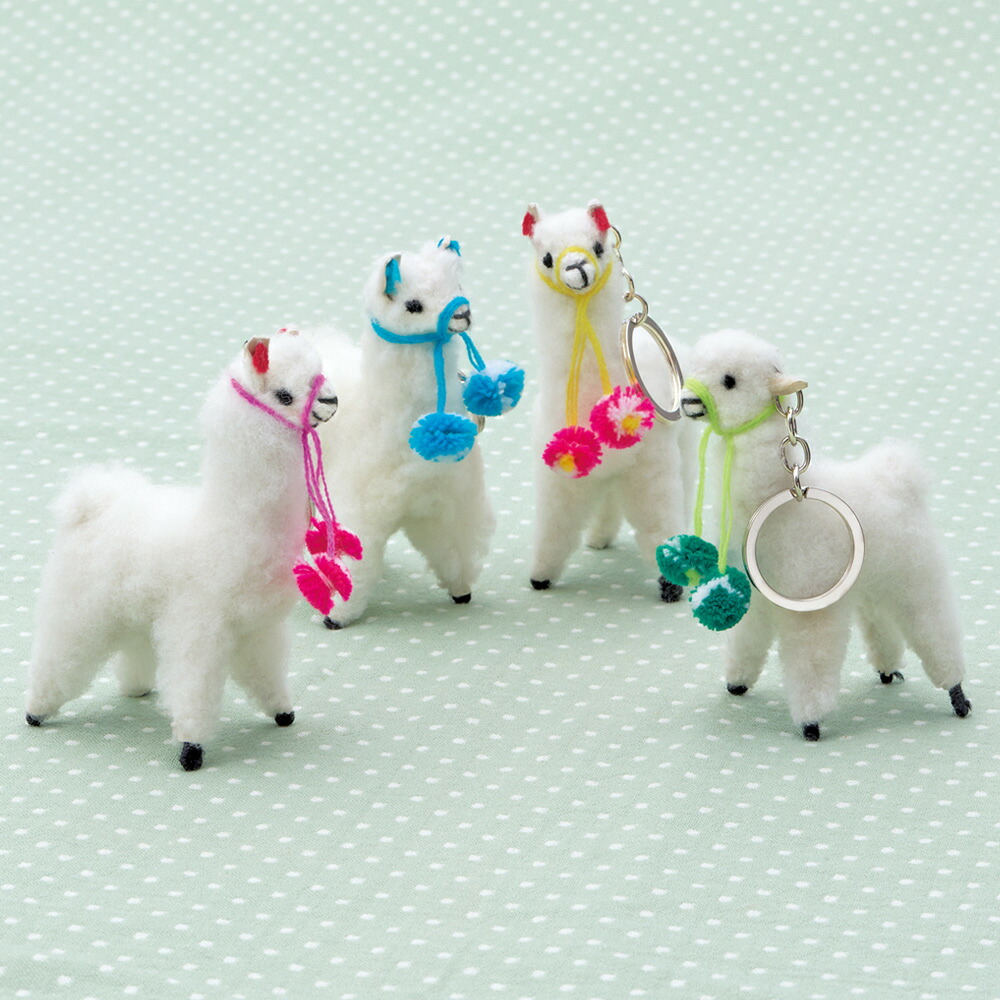 ペルーのふわもこアルパカチャームの別画像